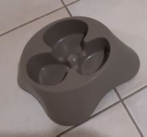 Gamelle pour chien anti-glouton grise