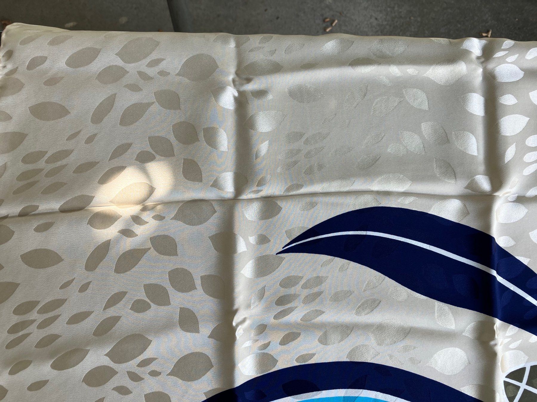 Foulards, Tücher & Schals: Seidenfoulard – Gebraucht aus Winterthur von Barunggeli 5
