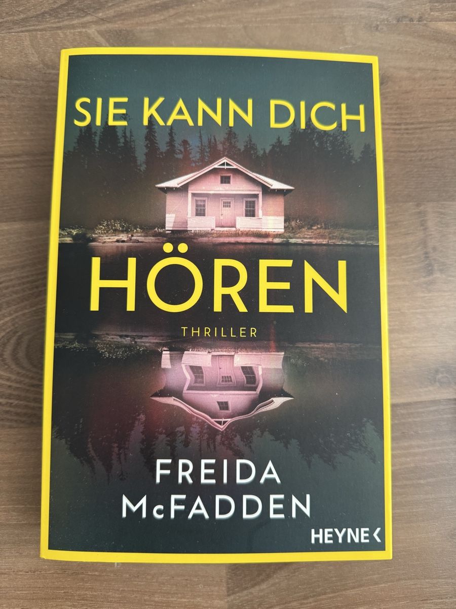 Livres: The Housemaid – D'occasion à Herisau par deb_5qfc 3