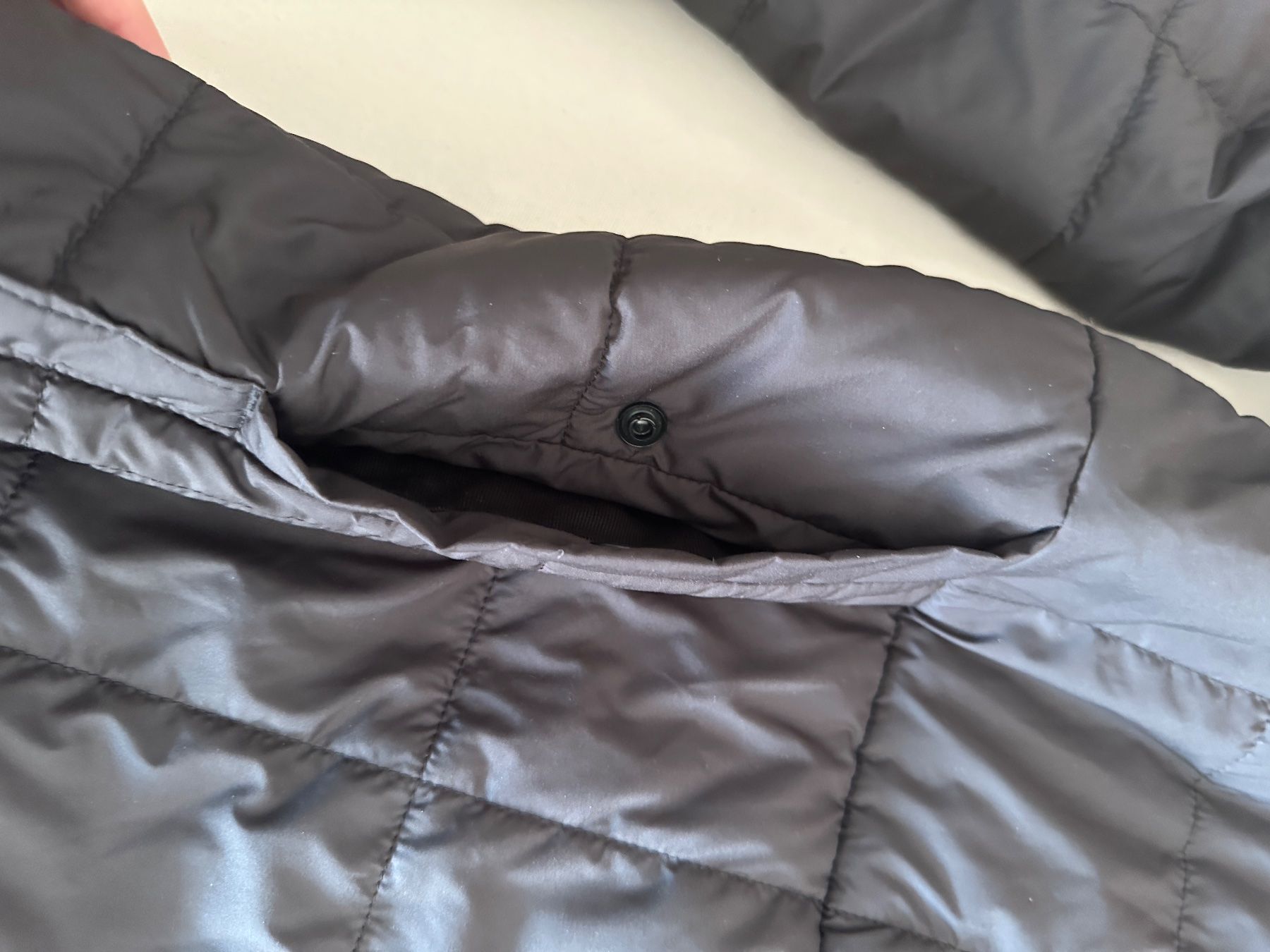 Patagonia Giacche: Patagonia Men‘s Light Gust Jacket BLACK – Nuovo (secondo la descrizione) da Wohlen AG venduto da jes_9c79 5
