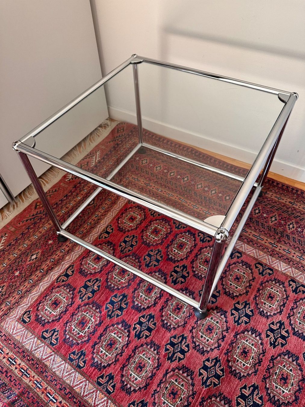 USM Tavoli: USM Glas-Beistelltisch – Usato da Tafers venduto da fredcardo 1