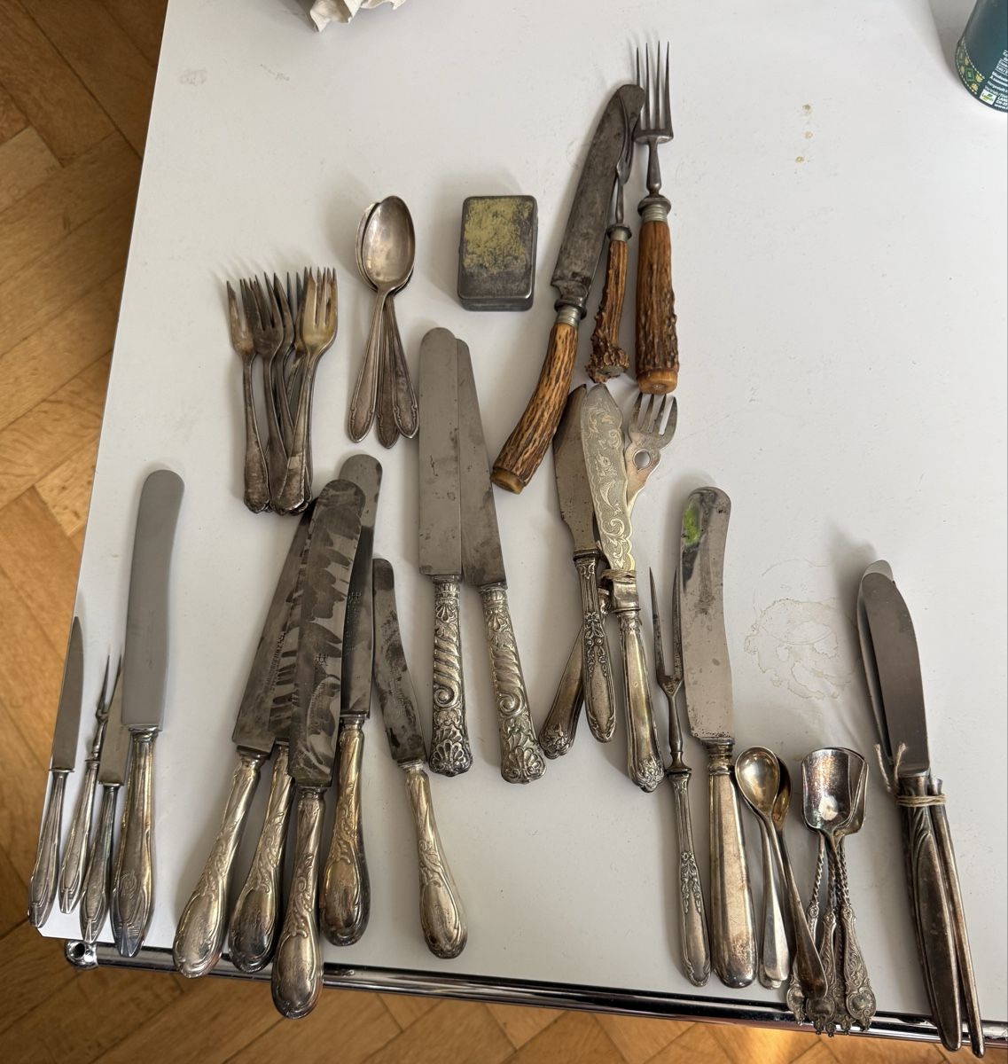 Bestecksets: Besteck Set antikes Silber versilbert 42 Teile – Gebraucht aus BASEL von zum_schneugge