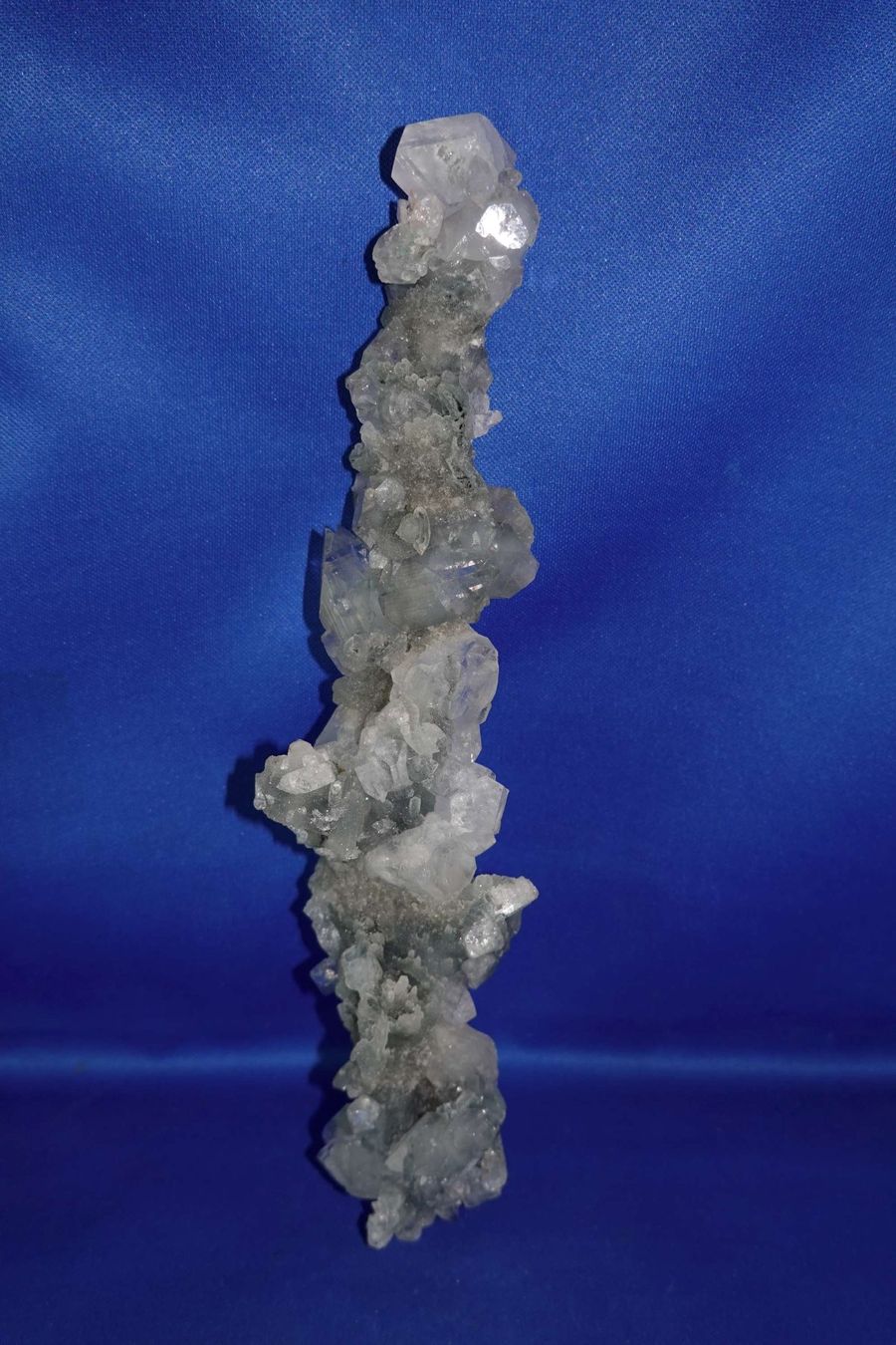 Minerali & Pietre curative: Apophylit Stalaktit auf Chalcedeon – Usato da Schinznach Bad venduto da Demerald 3