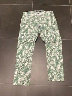Sommerhose gemustert grün/weiss 38