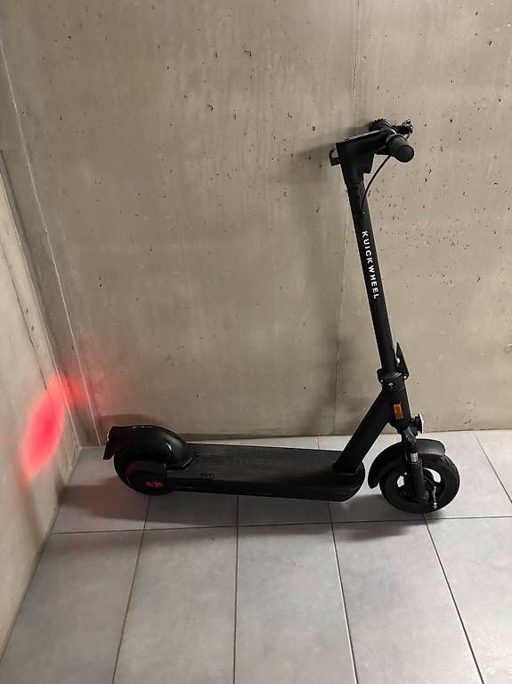 Kickboard: Trottinette électrique kuickwheel – Usato da Crissier venduto da pinpin09