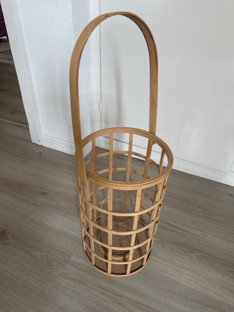 Lanternes: Bamboo Lantern Holder with Glass Insert Used – D'occasion à Bülach par Mellinchen30 2