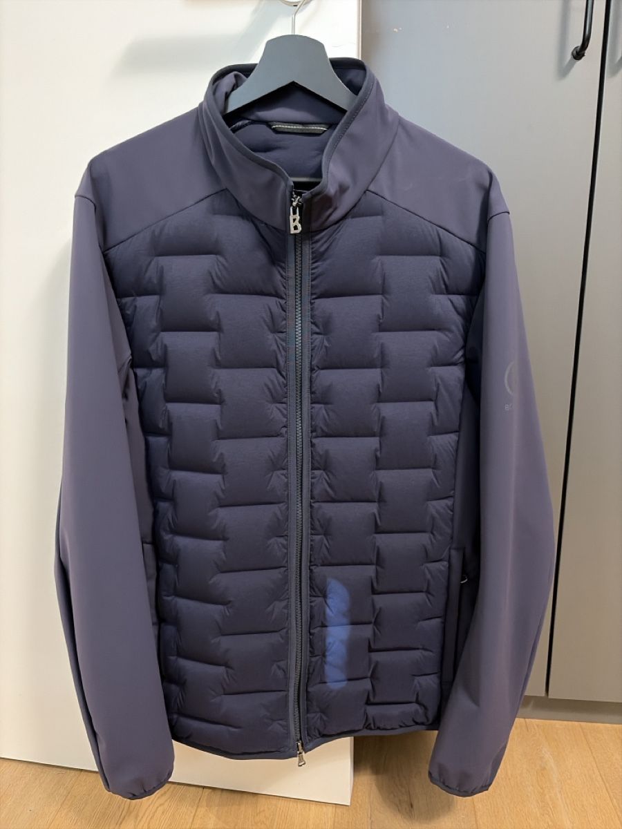 Bogner Giacche: Neuwertige Navy Bogner Daunenjacke – Usato da Pontresina venduto da dav_qr2s