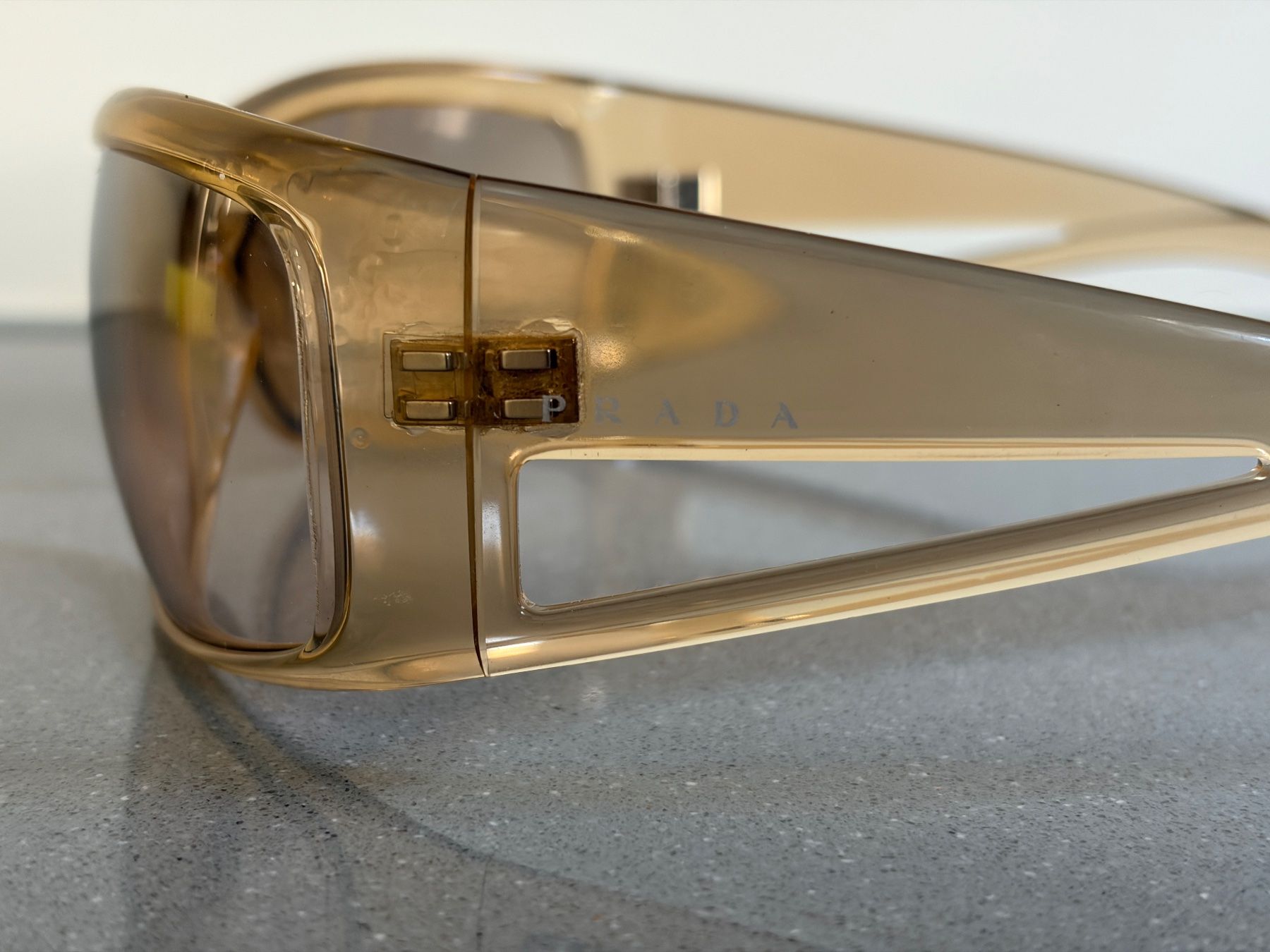Prada Brillen & Gläser: Sonnenbrille Prada – Neu (gemäss Beschreibung) aus Zürich von Son_77 4