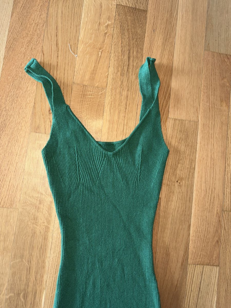 Vestiti: Grünes mittellanges Kleid – Nuovo (secondo la descrizione) da Rupperswil venduto da Marscu 1