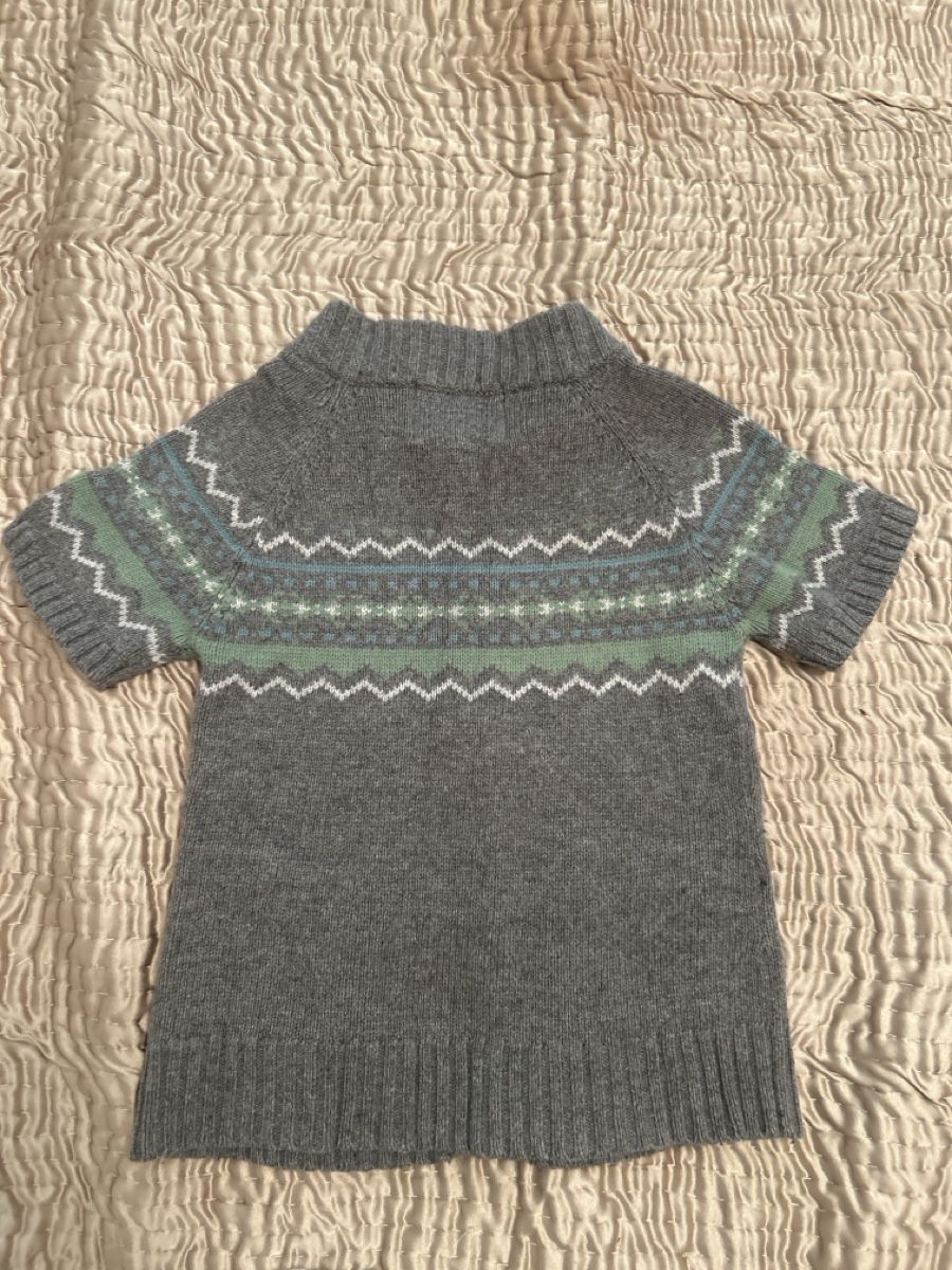 Pullover & Sweatshirts: Kurzarmige Pullover 128 cm – Gebraucht aus Uetikon am See von barceloneta 2