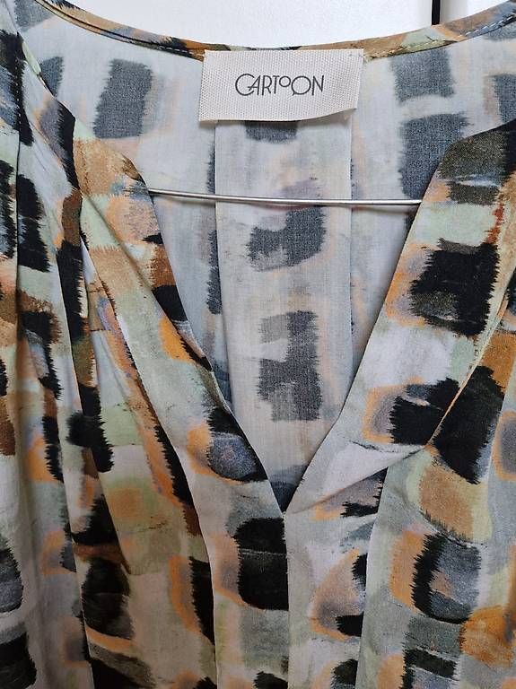 Camicette: Bluse unikat – Usato da Zofingen venduto da PiaZ0102 1