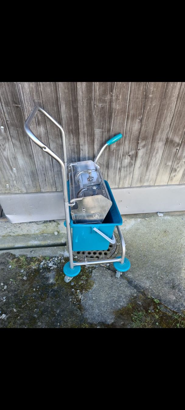 Reinigung & Hygiene: Reinigungswagen, Putzwagen, Eimer – Gebraucht aus Niederlenz von DaveDasWahnsinn 2