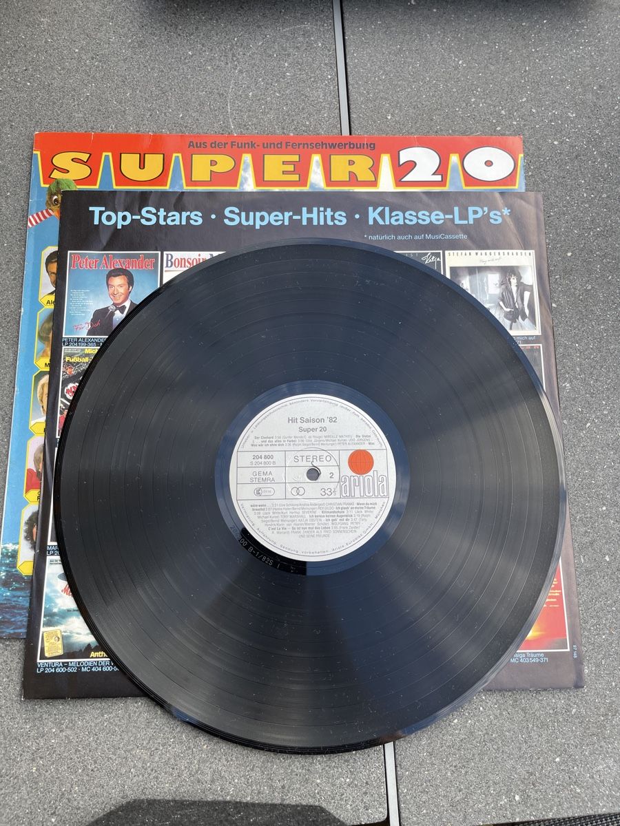Dischi in vinile: Schallplatte Super20 - Hit-Saison 82 – Usato da Sempach venduto da Nimsaj5 5