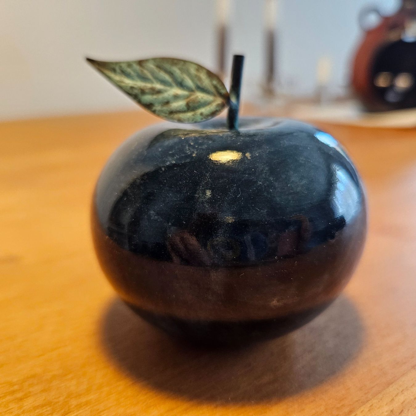 Figuren: Briefbeschwerer blau Apfel Achat – Gebraucht aus Basel von bea_cs7h