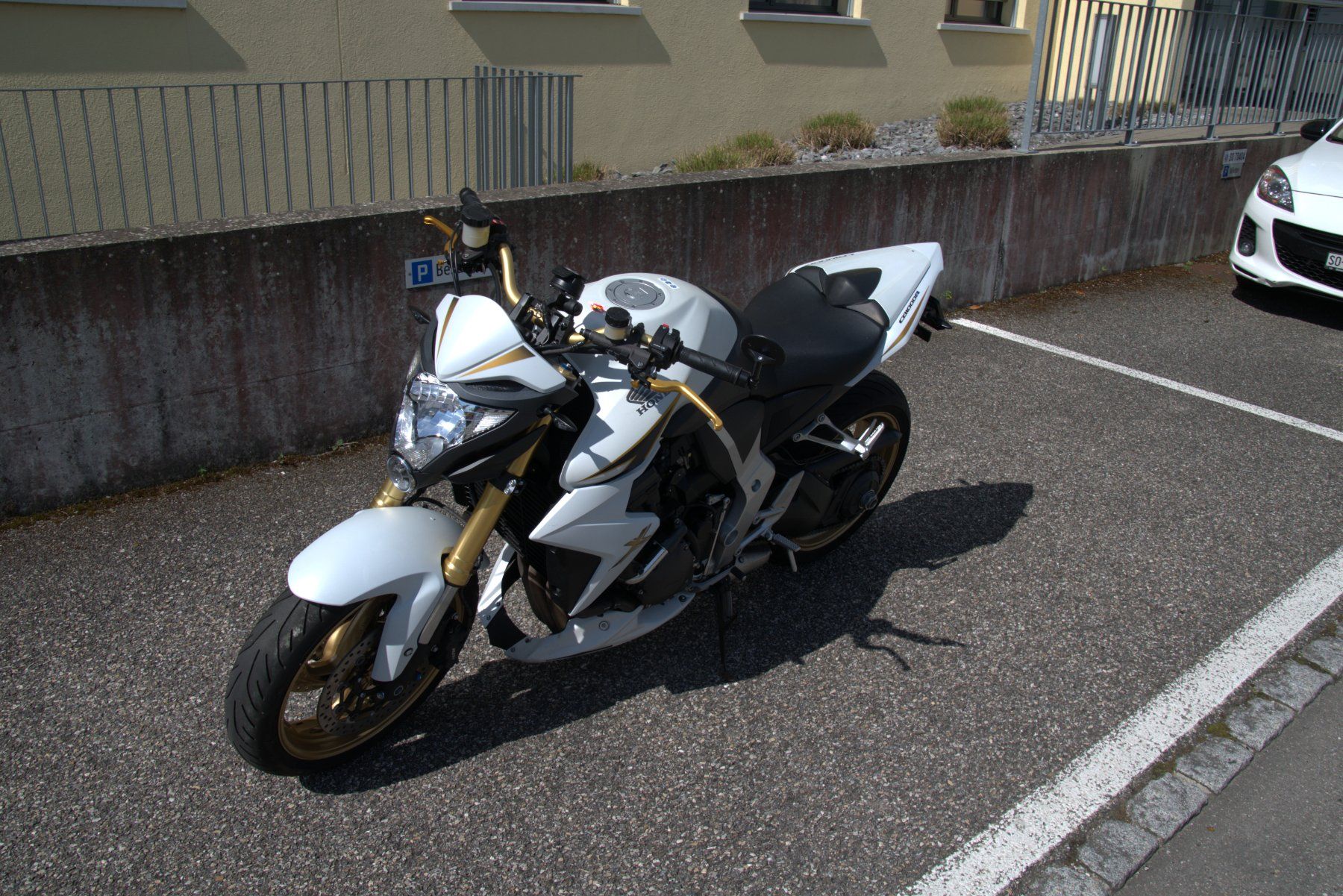 Honda Strada: Motorrad Honda CB 1000R – Usato da Oekingen venduto da Blackmurphy6666 2