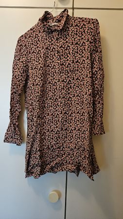 Vestito collo alto H&M a cuori, taglia 164, viscosa
