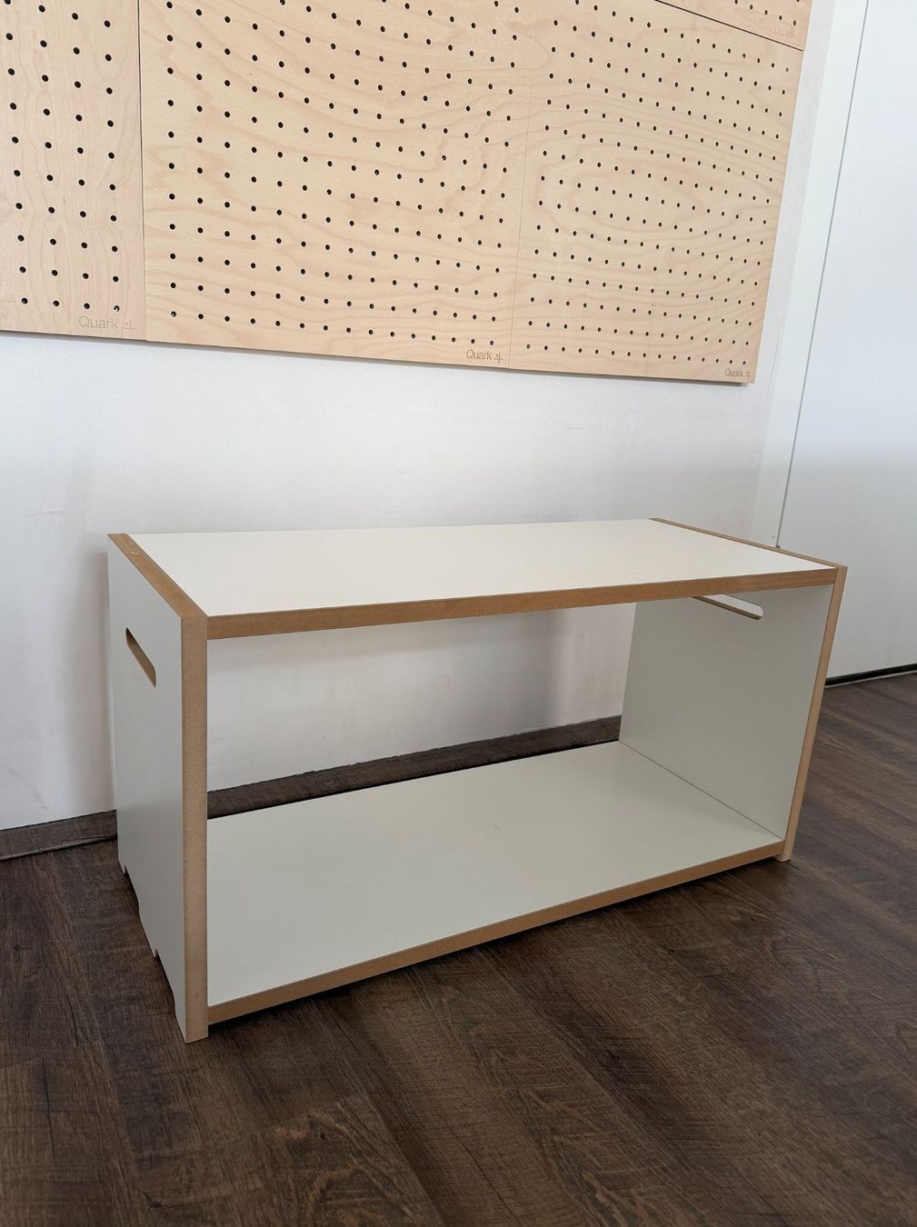 Tojo Regale: Tojo Hochstapler Regalsystem Grundmodul – Gebraucht aus Egg b. Zürich von uniq2021
