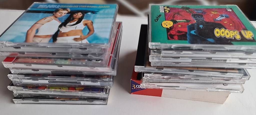CD: Doors 3CD ABBA R.E.M. 21 CDs  VB  – Usato da Cham venduto da trendman19 2