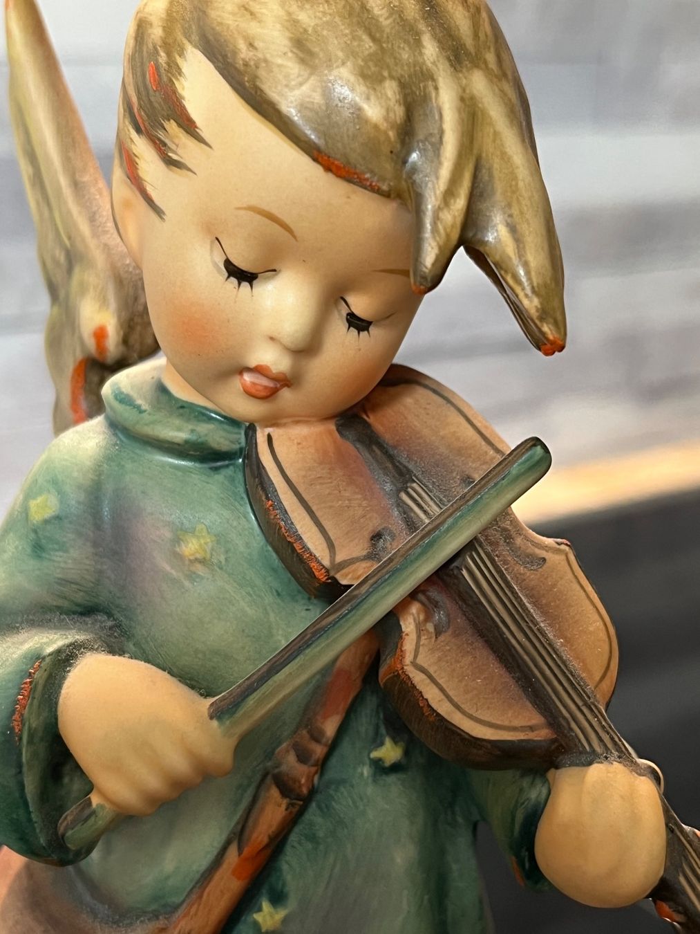 Hummel Statuette: Alte Goebel/Hummel Engel Figur – Usato da Bauma venduto da Budgerigar 4