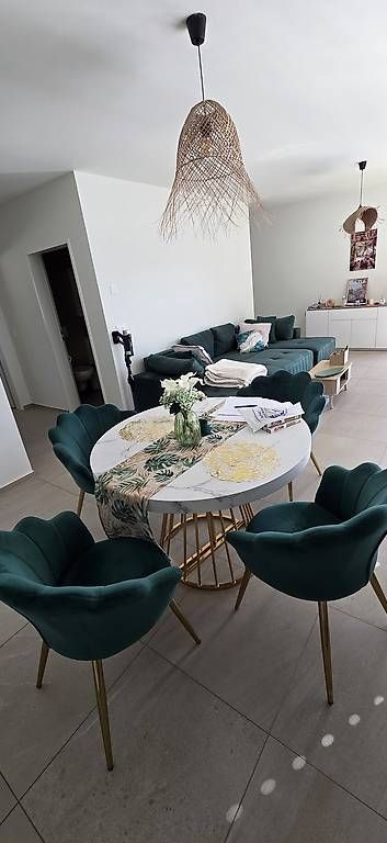 Set de table et chaises: Esstisch und Stühle  – D'occasion à Birrwil par pet_r5fz