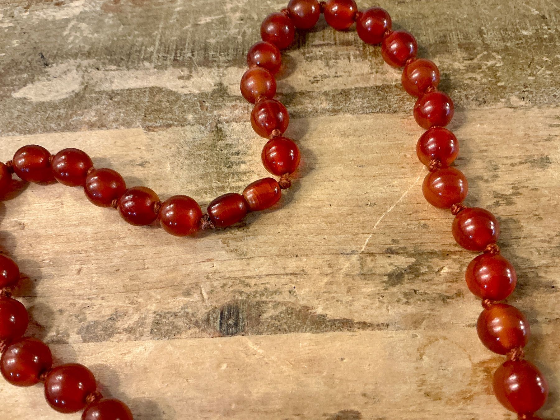 Catenine: VINTAGE HALSCOLLIER BAKELIT, 30-40-ER – Usato da Biglen venduto da Limarkt 2