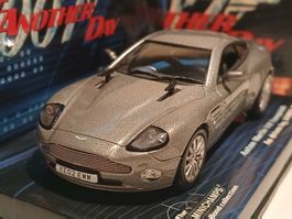 Minichamps 1:43 Aston Martin V12 Vanquish (Bond) Another Day