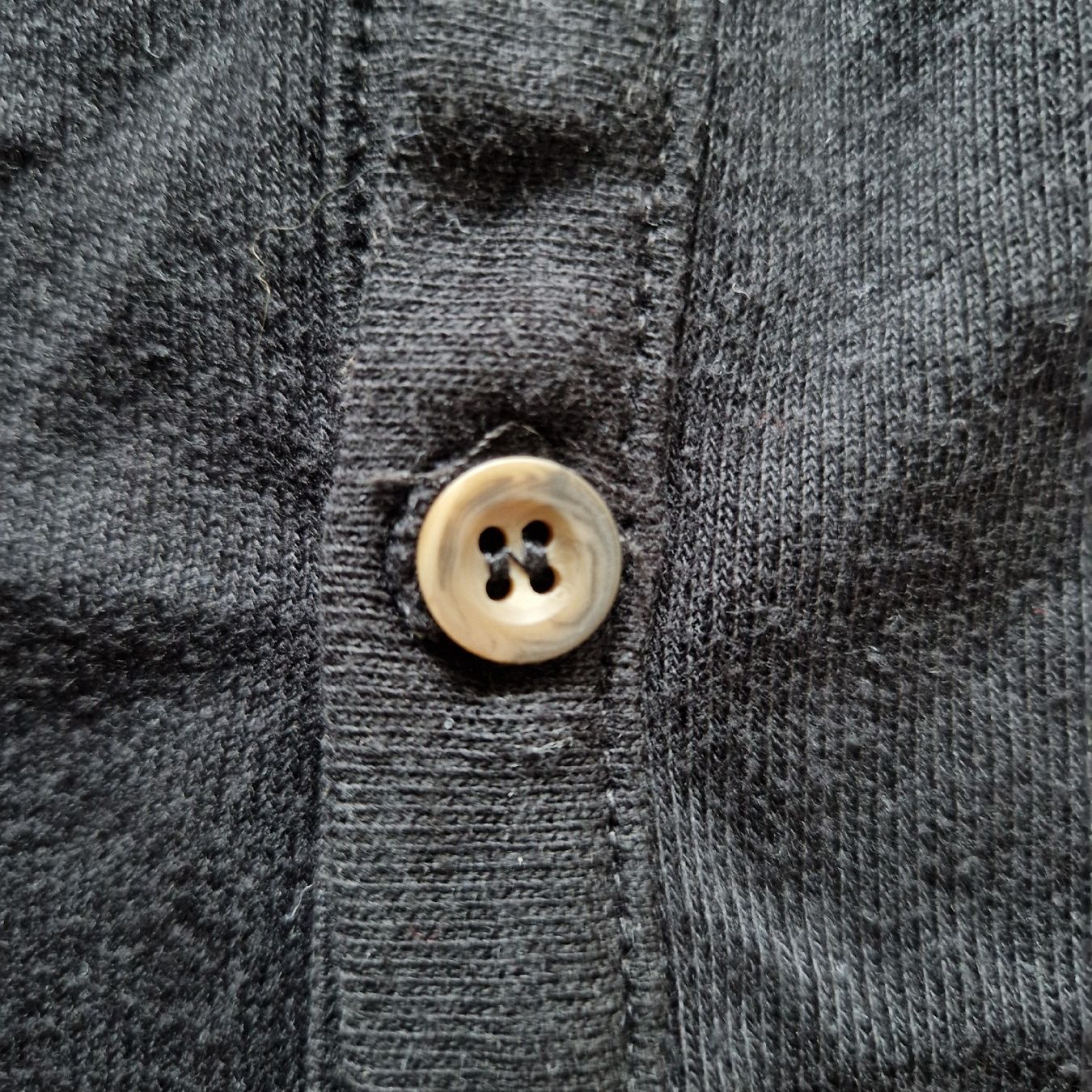 Bershka Jacken: Schwarze Strickjacke von Bershka, Grösse M – Gebraucht aus Nendeln von witr_gliabt 2