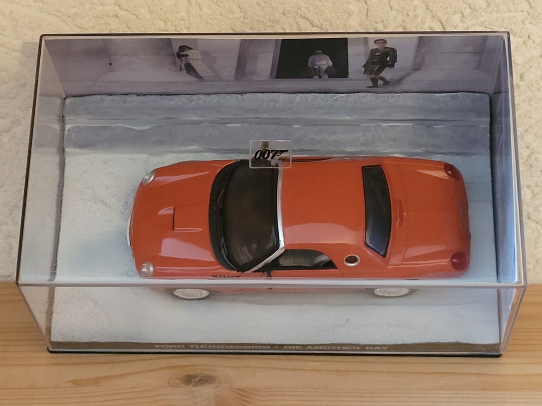 Ford Modellini d'auto: Auto 1:43 - Ford Thunderbird - Diorama James Bond 007 – Nuovo (secondo la descrizione) da Payerne venduto da tintin08 7