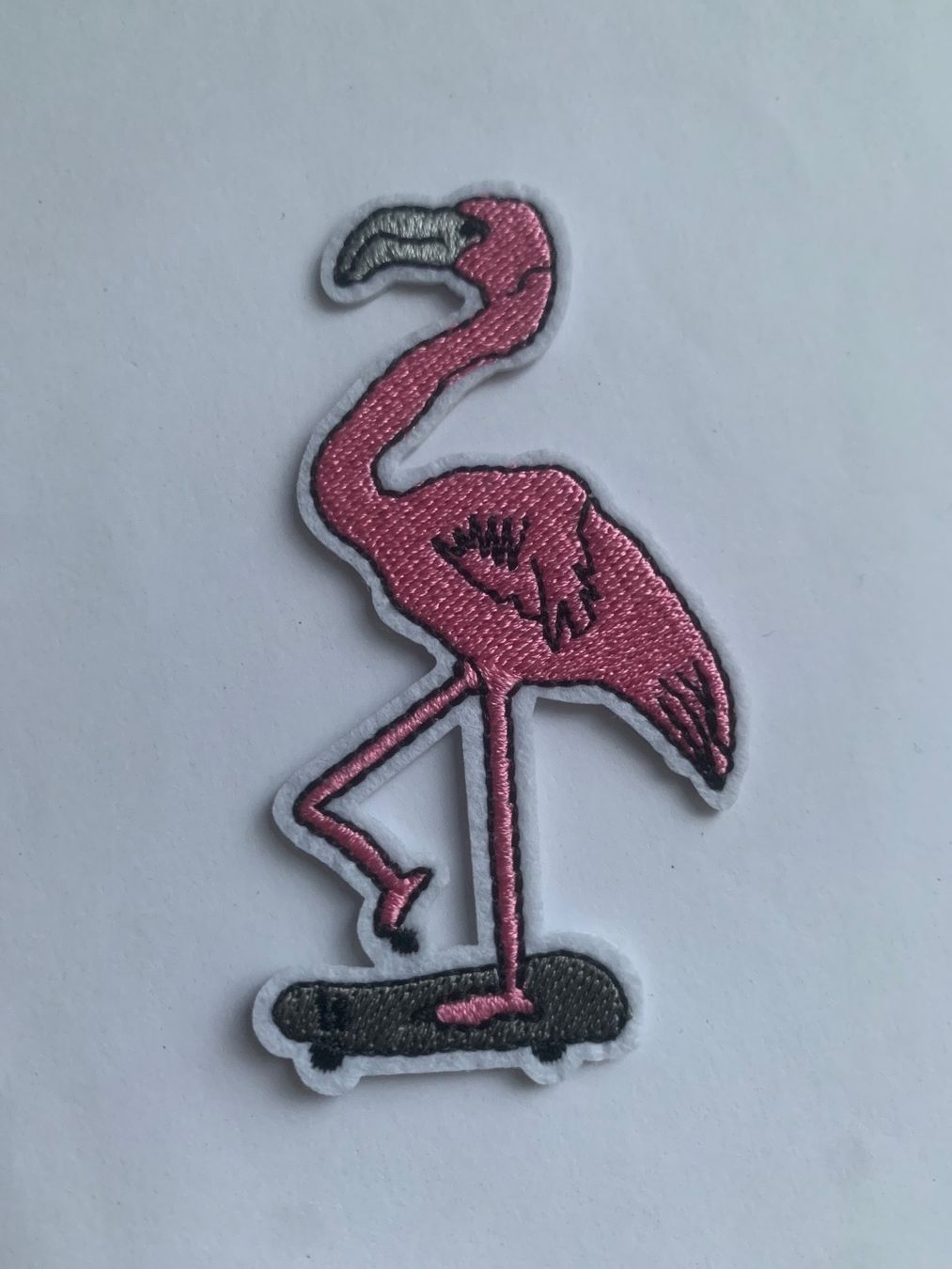 Toppe: Flamingo Skateboard Patch Badge, Bügelbild – Nuovo e nell'imballaggio originale da Ostermundigen venduto da Mcone