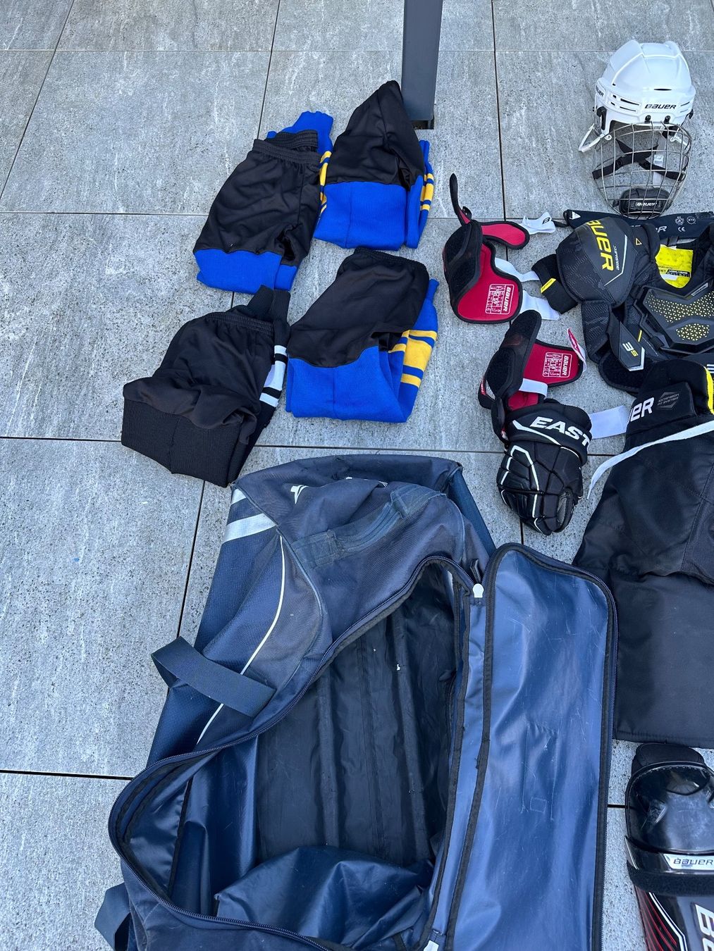 Estintori: Eishockeyset – Usato da Wahlen b. Laufen venduto da MIG-25