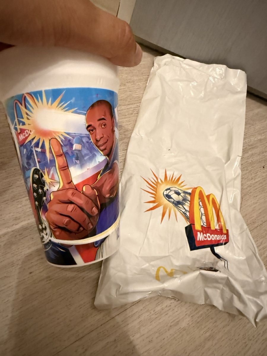 Contenitori & Simili: McDonalds Becher WM 2026 Thierry Henry – Nuovo e nell'imballaggio originale da Altendorf venduto da 1FrankenJohnny 1