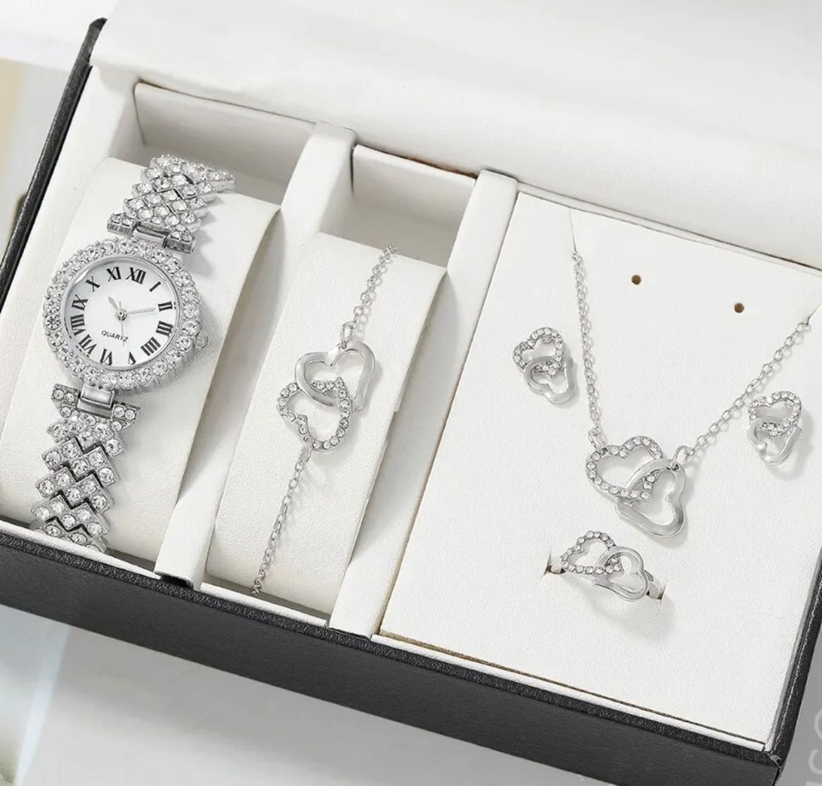 Orologi: Armbanduhr • Full set – Nuovo e nell'imballaggio originale da Oberegg venduto da Alepokemon
