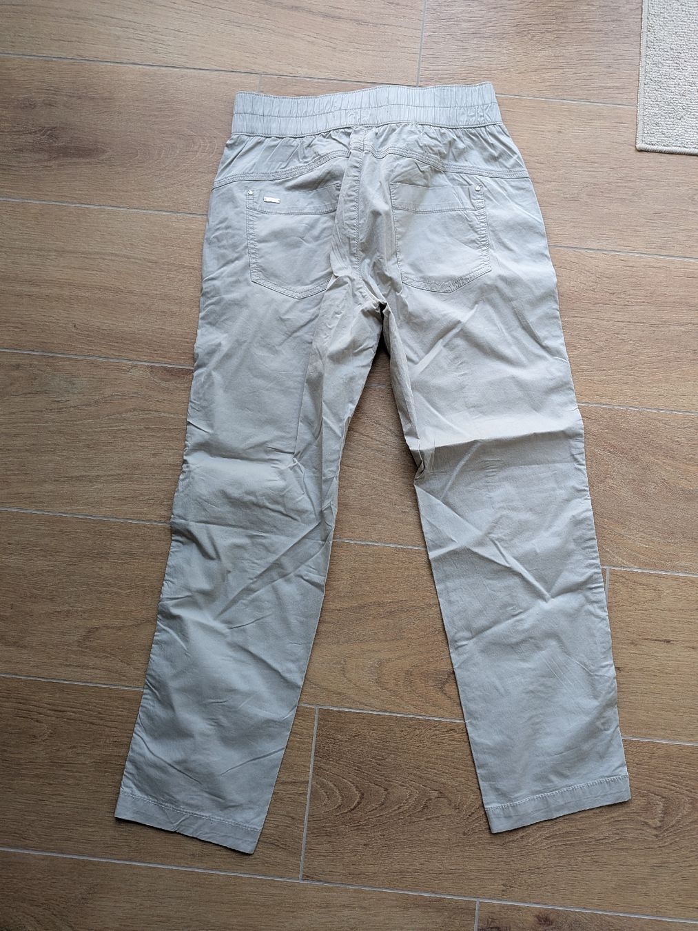 Pantaloni: Street One Stoffhose Baumwolle Grösse 34 – Usato da Eschenbach SG venduto da SanFranciscoCalifornia 2