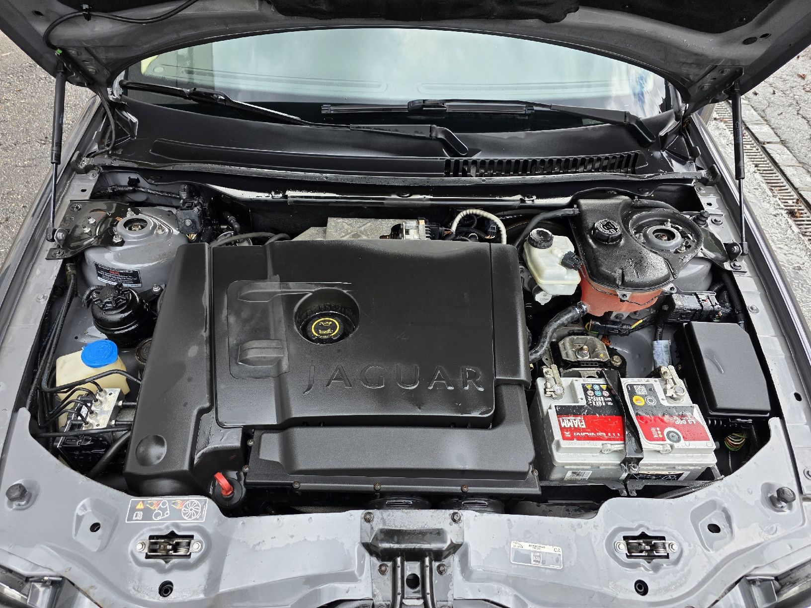 Jaguar Automobili: Jaguar X-Type 2.2 D – Usato da Cadenazzo venduto da LuismacchineSagl 6