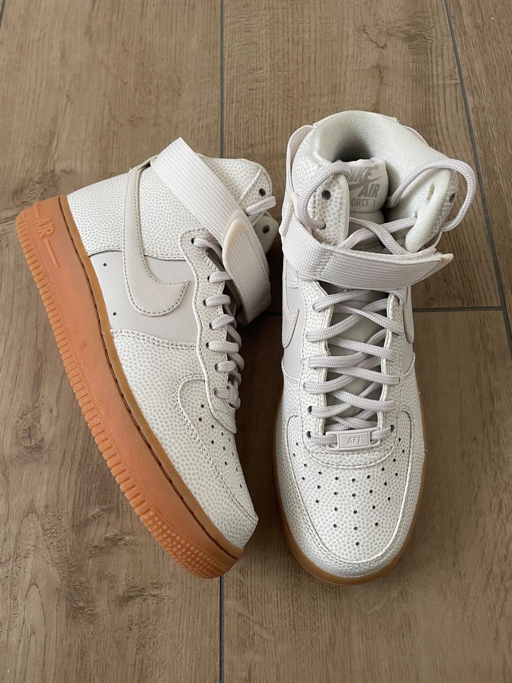 Nike Scarpe da donna: Nike Air Force 1 Gr. 37.5 NEU – Nuovo (secondo la descrizione) da Waltenschwil venduto da hansnine 2