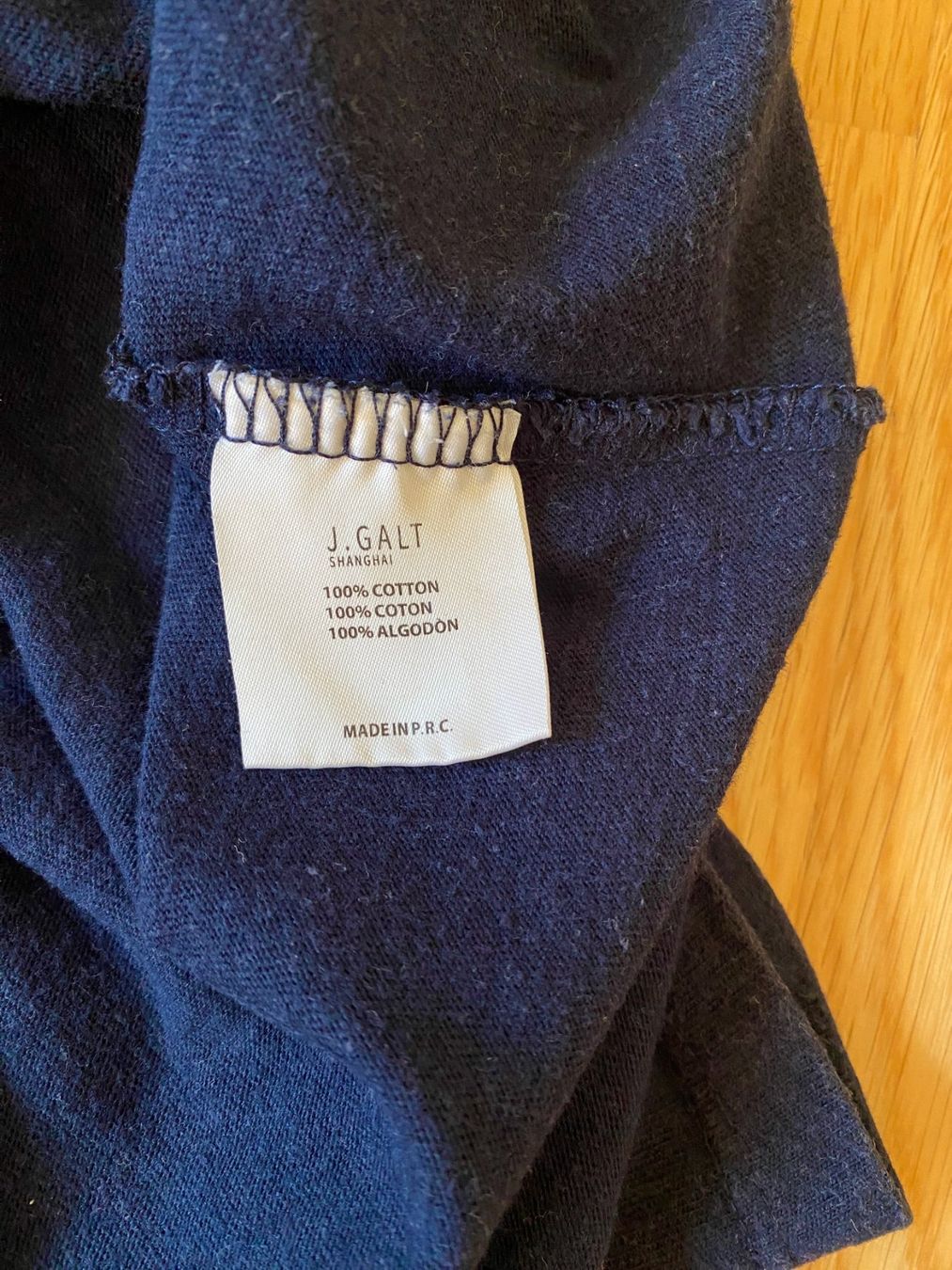 T-shirt: T-Shirt blau mit Streifen – Usato da Bern venduto da eli7 3