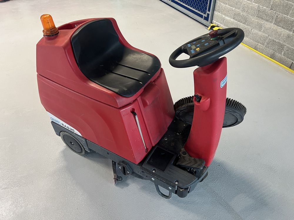 Cleanfix RA535 SCHEUERSAUGMASCHINE sauber (Defekt) in Prosito für CHF ...