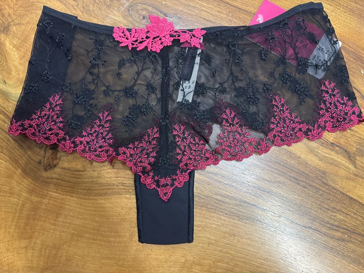 Passionata Autres dessous:  String Spitze schwarz pink Grösse 36 – Neuf avec emballage d'origine à Cumpadials par ofe_btq6