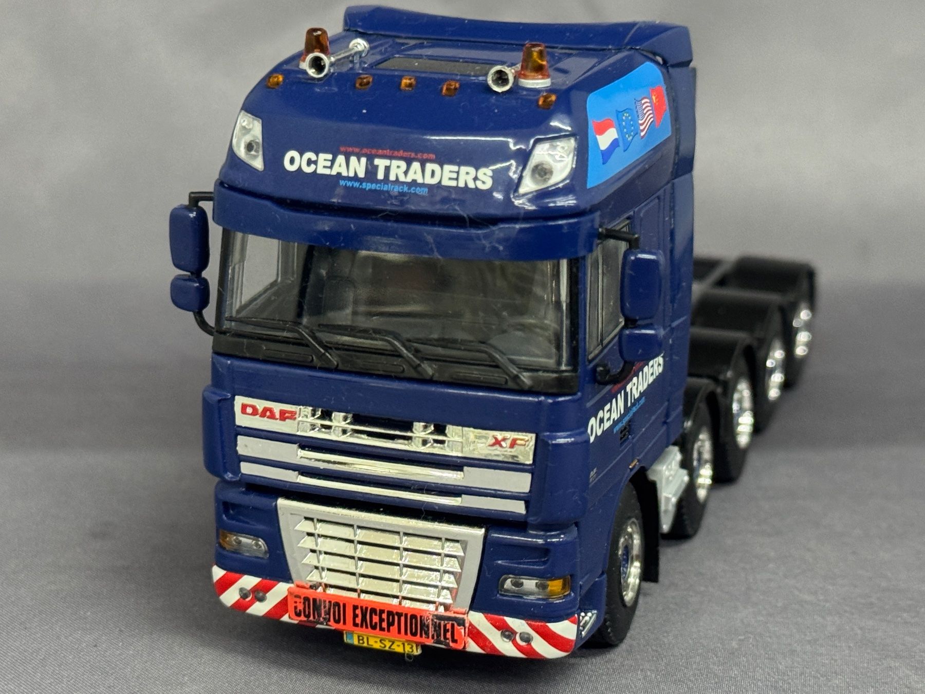 WSI Models Kit di modellismo & Modellini statici: WSI 1:50 Ocean Traders Tieflader LKW – Usato da Luzern venduto da aa43modelcars-Luzern 4