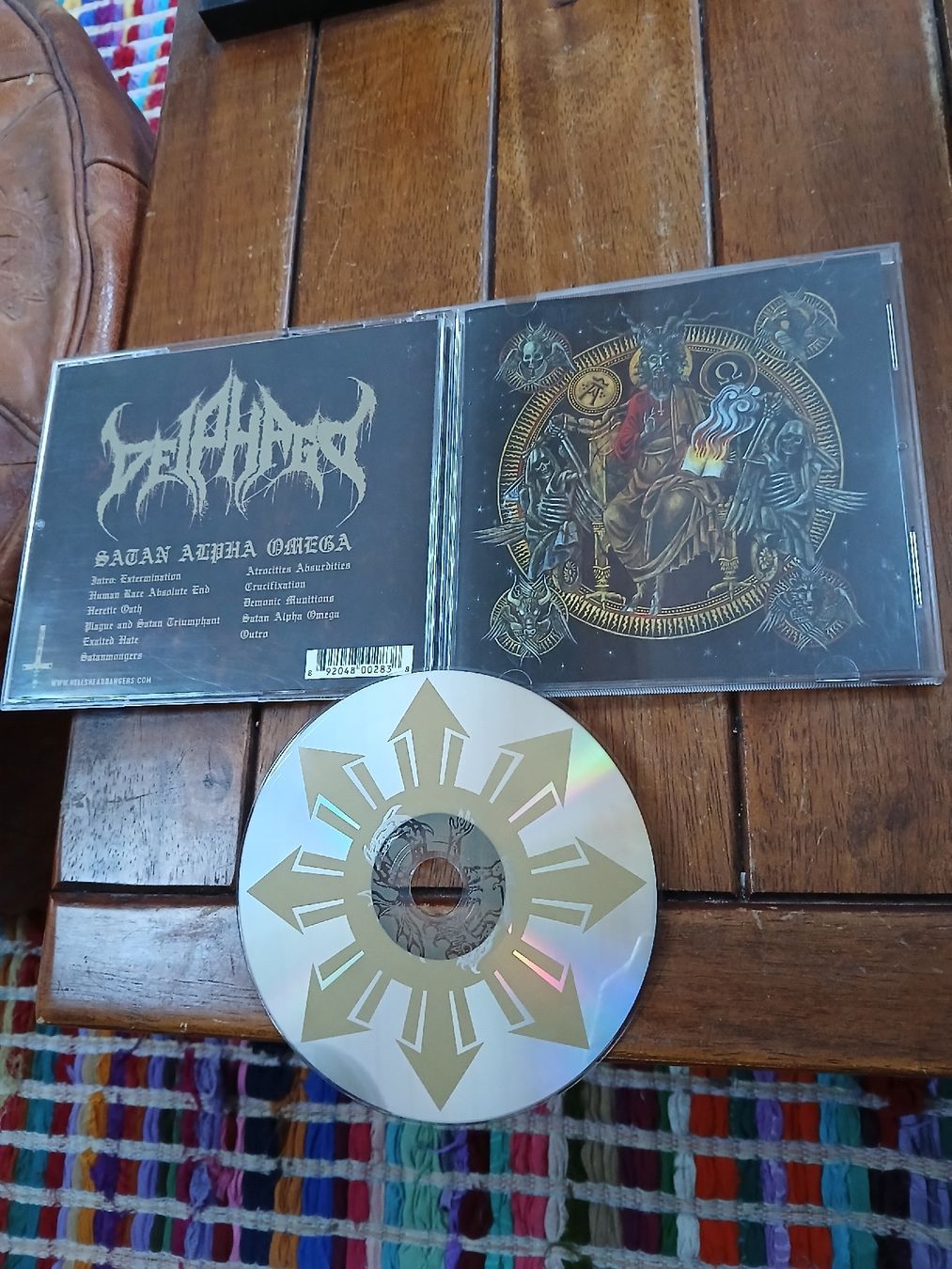 CD: deiphago- satan... – Usato da St-Cergue venduto da VeganWarrior