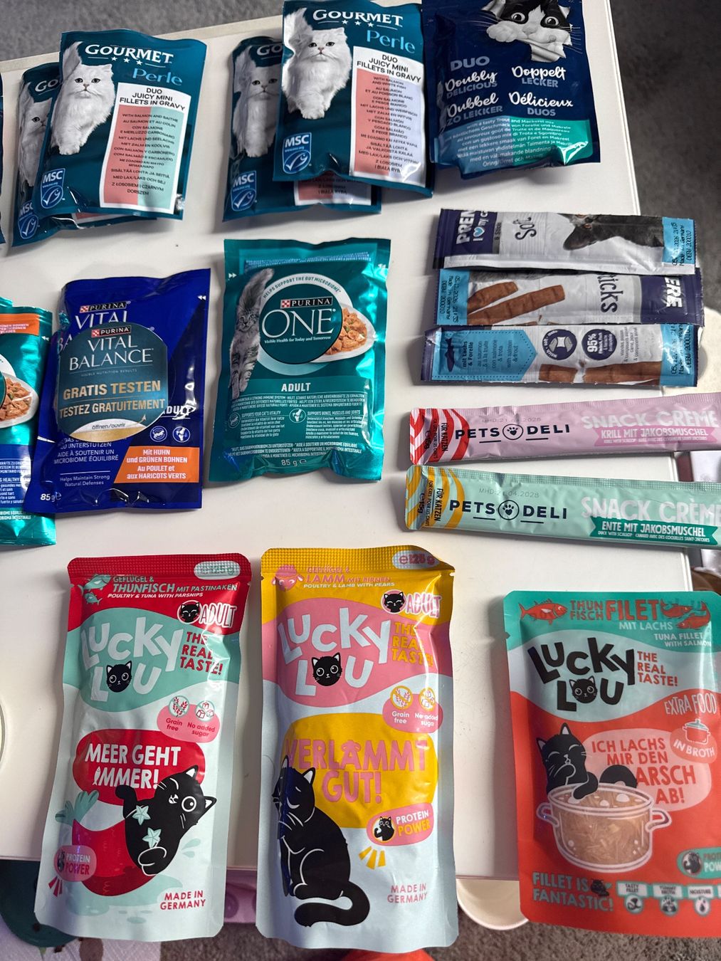 Mangimi: Katzenfutter Paket verschiedene Marken Sheba Purina usw. – Nuovo e nell'imballaggio originale da Allschwil venduto da meeresperle78 4