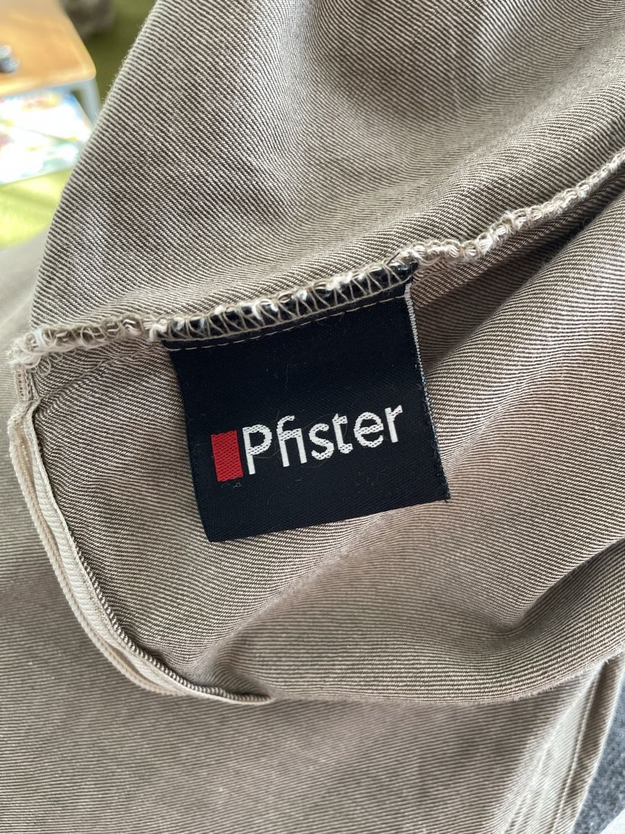 Pfister Couvertures: Luxus Bettwäsche Set von  Möbel Pfister – D'occasion à Sirnach par sirni 3