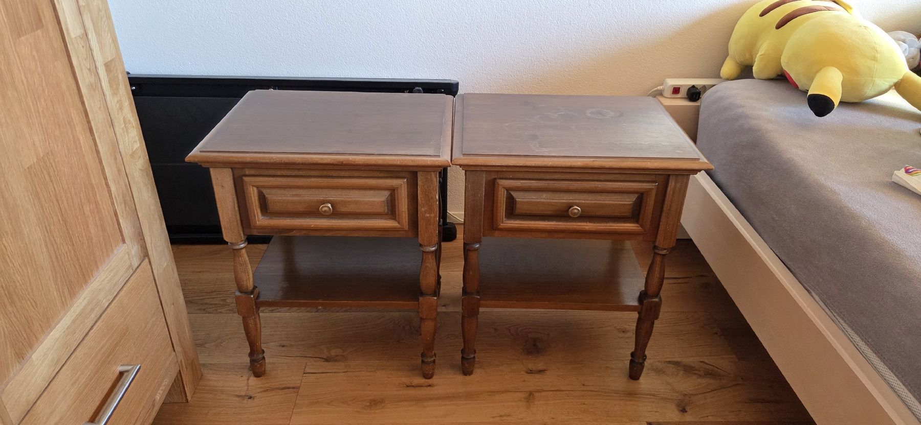 Tables de nuit: 2 Nachttische – D'occasion à Arni BE par Jolanda2000