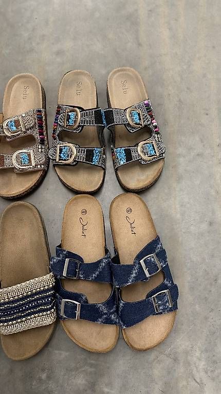 Scarpe da donna: Diverse Sandalen Sommer – Usato da Effretikon venduto da lil_vgd5 3
