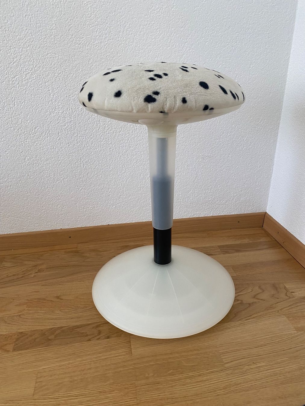 Ikea Sgabelli: Hocker Ikea – Usato da Grenchen venduto da adl_ds8n 1