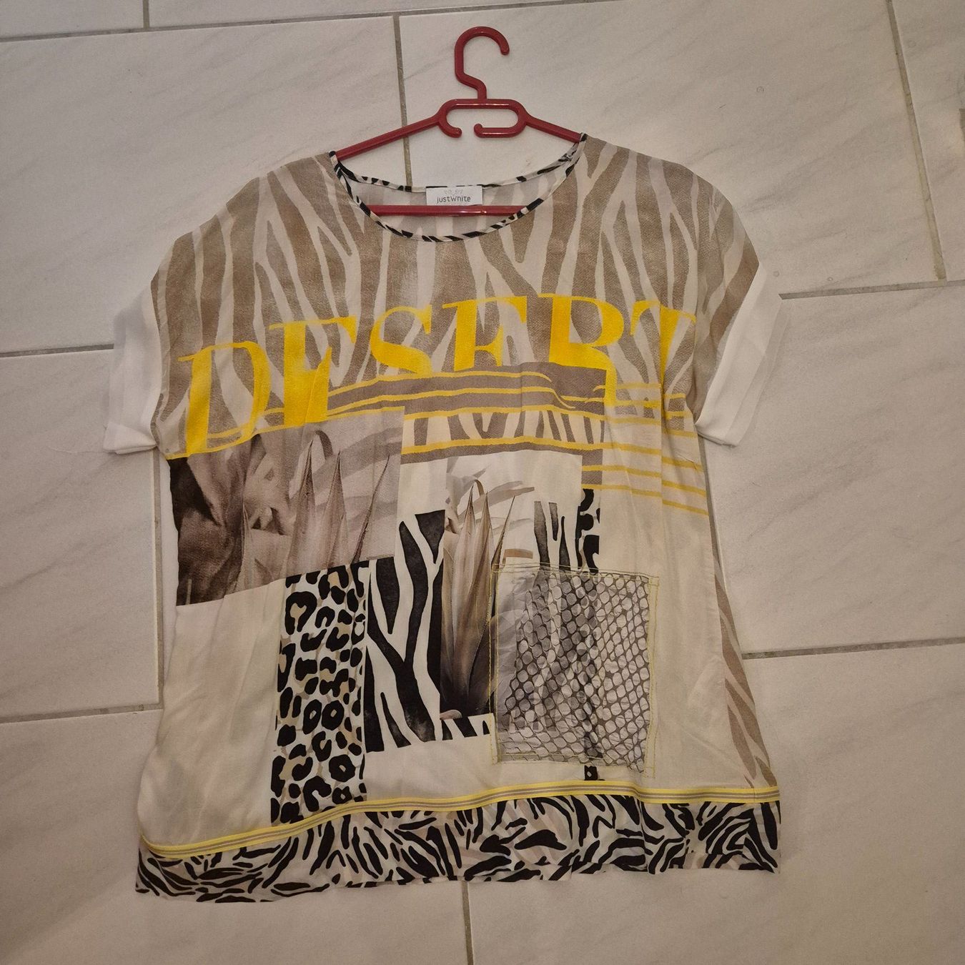 T-shirt: Damenshirt justwhite – Usato da Arni AG venduto da kurtrmeier