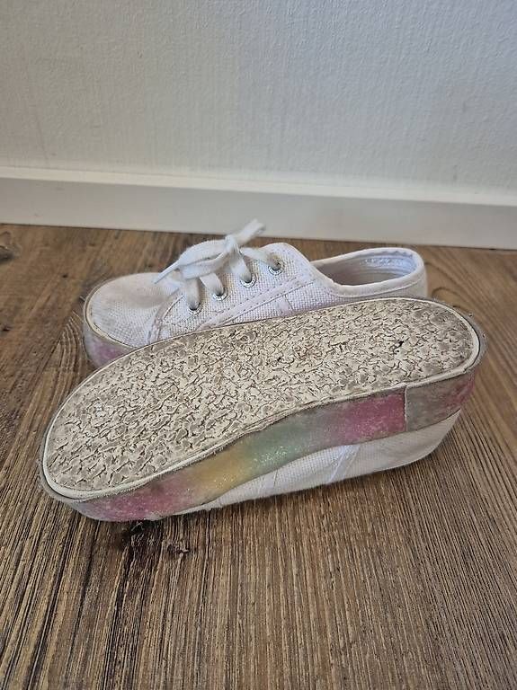 Schuhe für Jungen: Kinderschuhe Superga – Gebraucht aus Horw von arco35 1