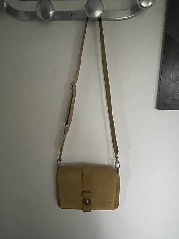 Liebeskind Altro in  Abbigliamento & Accessori: Handtasche Marke Liebeskind – Usato da Wallisellen venduto da mgb40 1