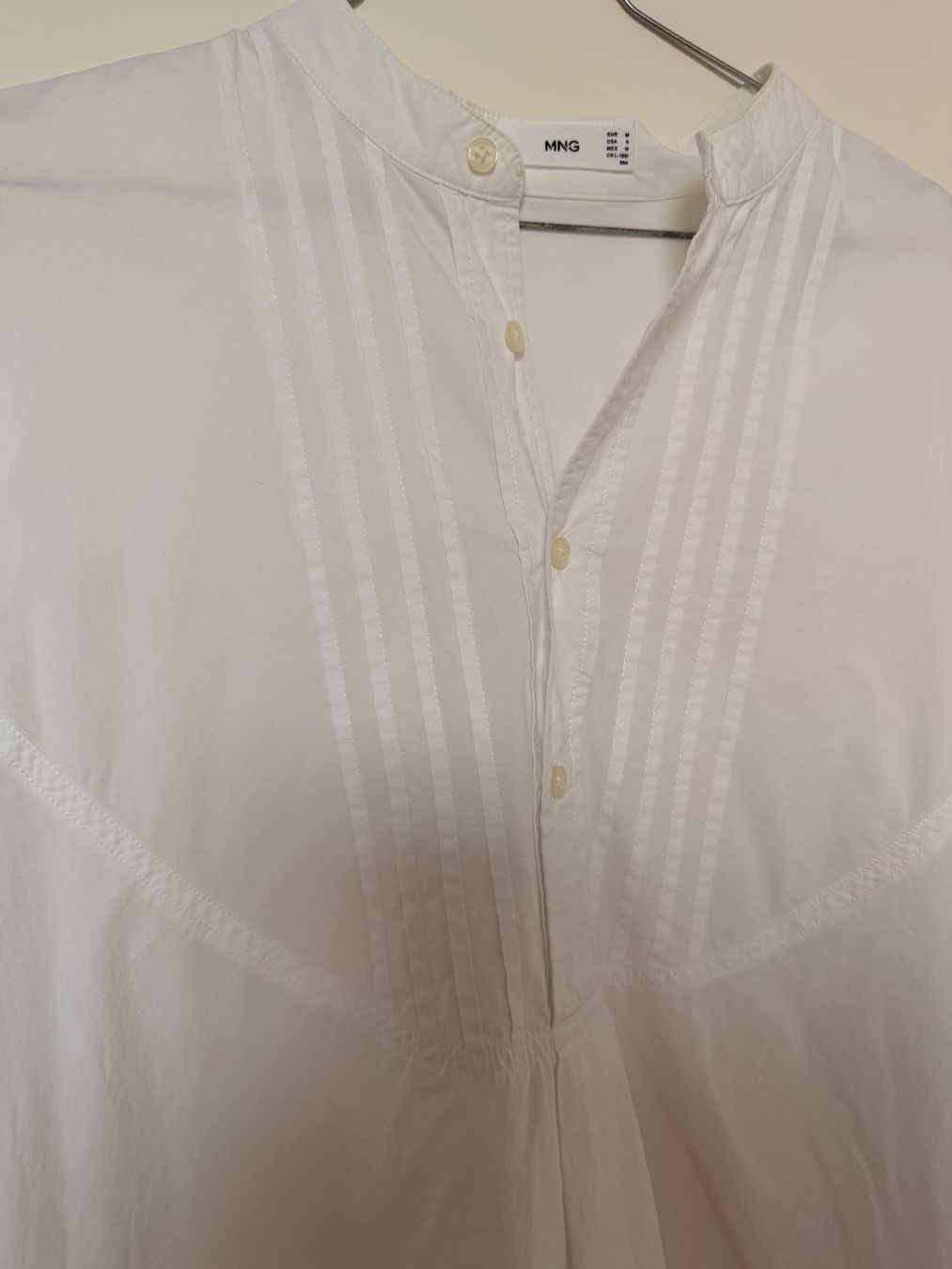 Mango Blusen: Oversize-Hemd mit langen Ärmeln - Marke: MNG - Grösse: M – Gebraucht aus Würenlos von Abracadabra26 2