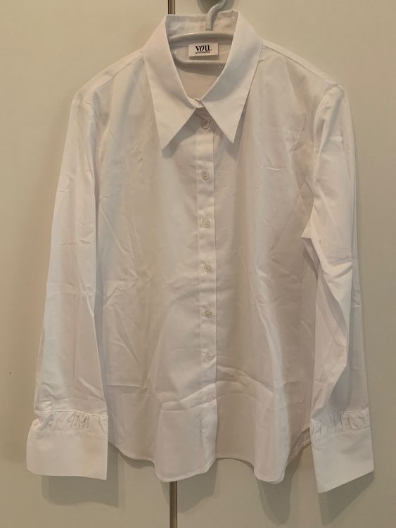 JuneLL Bluse - Weiß main image 0